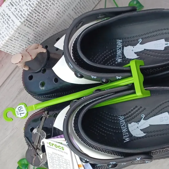 Wednesday Stomp Crocs Clogs NWT