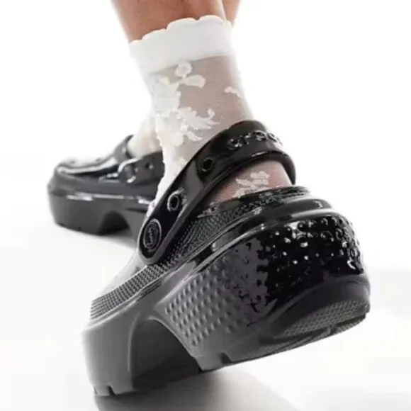 Wednesday Stomp Crocs Clogs NWT
