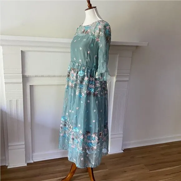 Whimsical Embroidered One Size Plus Size Boho Dress Flare Sleeve Floral XL 1X