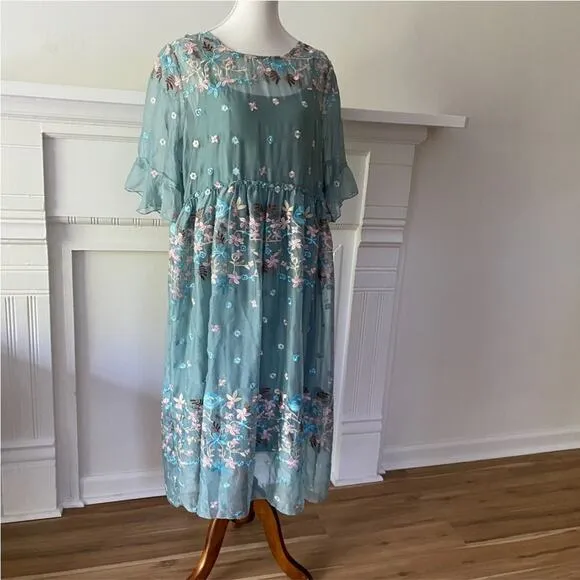 Whimsical Embroidered One Size Plus Size Boho Dress Flare Sleeve Floral XL 1X