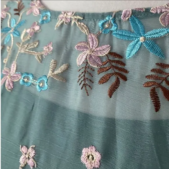 Whimsical Embroidered One Size Plus Size Boho Dress Flare Sleeve Floral XL 1X