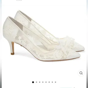 White Lace Kitten Heel Pumps for Weddings