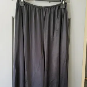 Wide Leg Slip/liner Bl Large