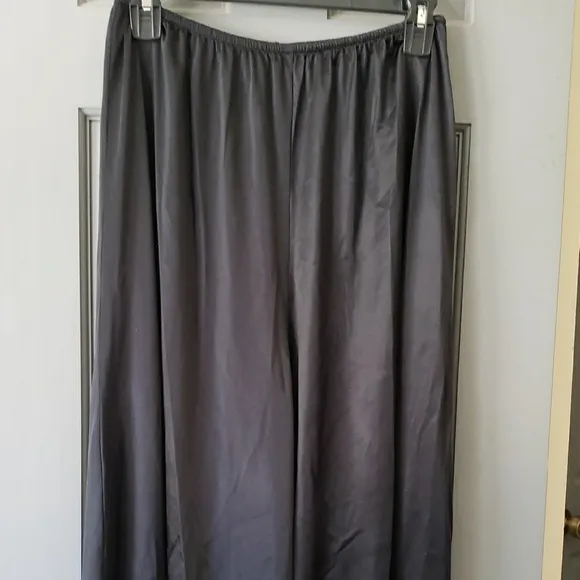 Wide Leg Slip/liner Bl Large
