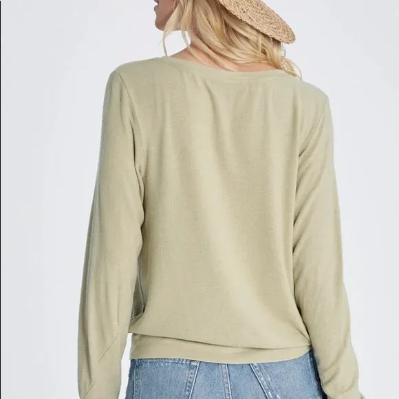 Wildfox Wild is my favorite color olive green baggy beach jumper Medium