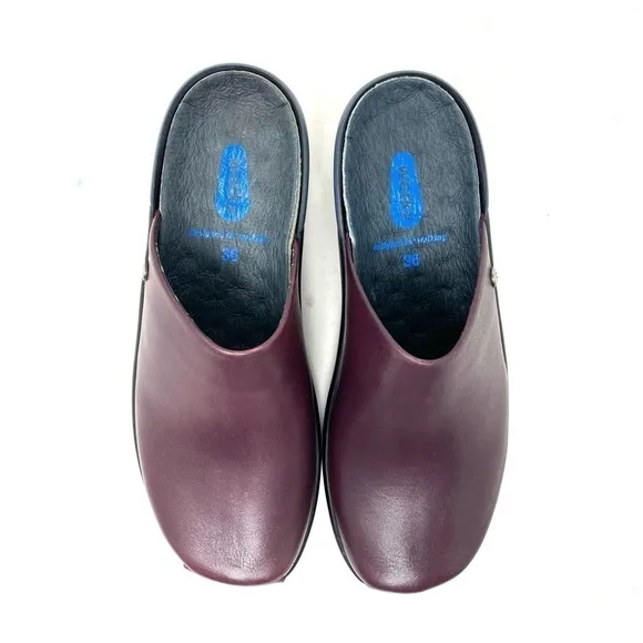 Wolky Go Comfort Clogs Bordo Velvet Leather