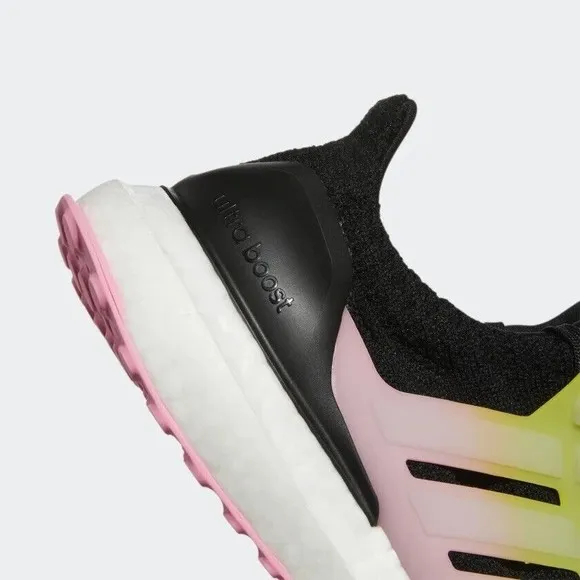 WOMEN'S Adidas UltraBoost 5.0 DNA Black Beam Pink GV8732