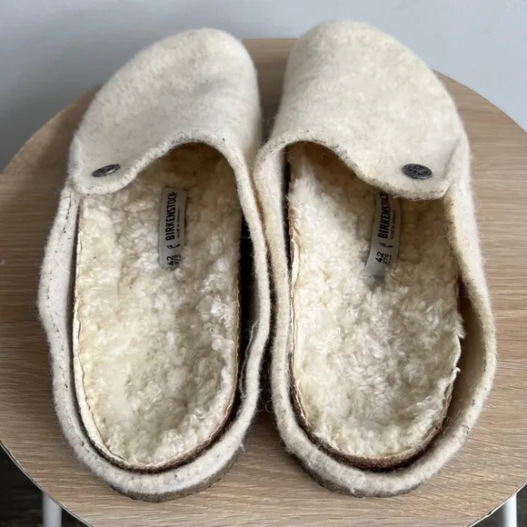Women's Birkenstock Boston Shearling Clogs Size 42 Cream