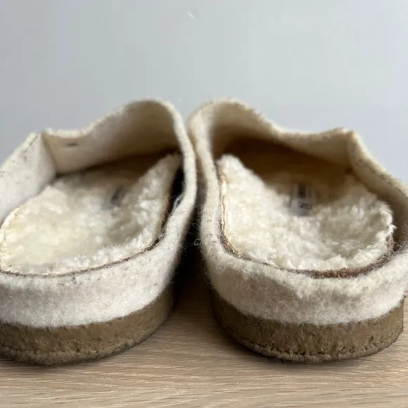 Women's Birkenstock Boston Shearling Clogs Size 42 Cream