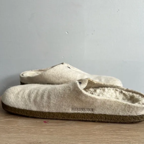 Women's Birkenstock Boston Shearling Clogs Size 42 Cream