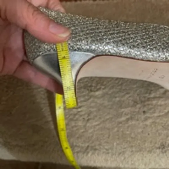 Women's Cole Haan Silver Glitter Pointed Toe Kitten Heel Pumps Size 8B Like New