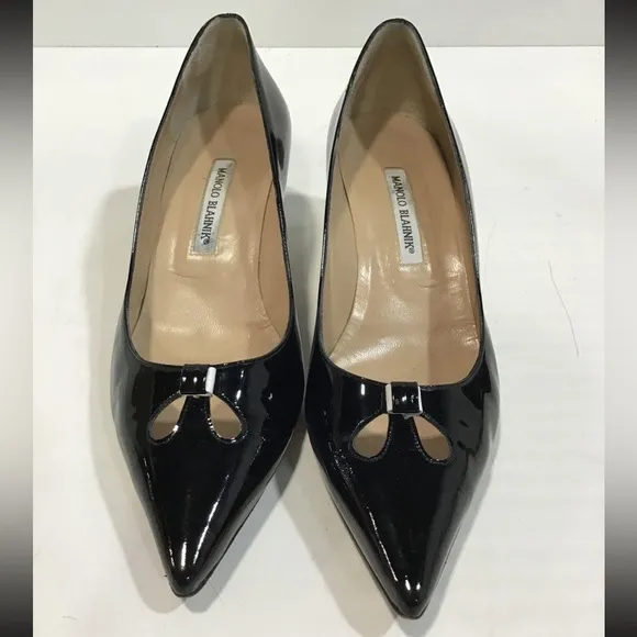 Women’s Manolo Blahnik Zenia Black Patent Leather Kitten Heels Pump Size 40.5