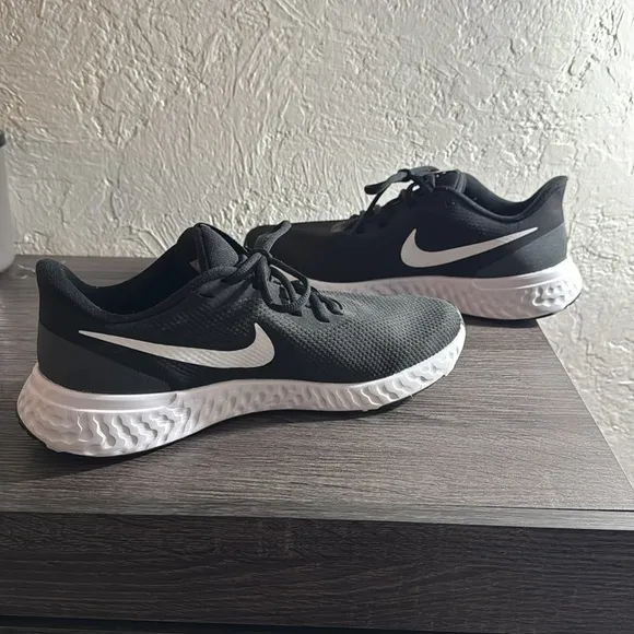 Women’s Nike Revolution Running Shoes