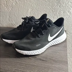 Women’s Nike Revolution Running Shoes