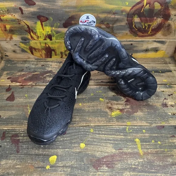 Women's Nike VaporMax 2023 Flyknit‎ Black Sail Running Shoe Size 8.5, 7,10 new