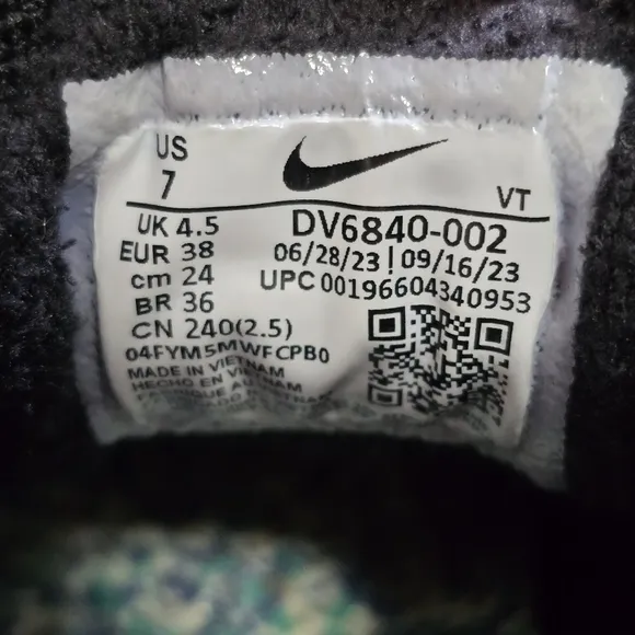 Women's Nike VaporMax 2023 Flyknit‎ Black Sail Running Shoe Size 8.5, 7,10 new