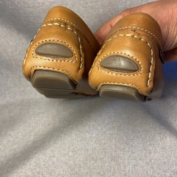 Women's Patricia Penny Leather Loafer Driving Moc. Size 9,5. New.