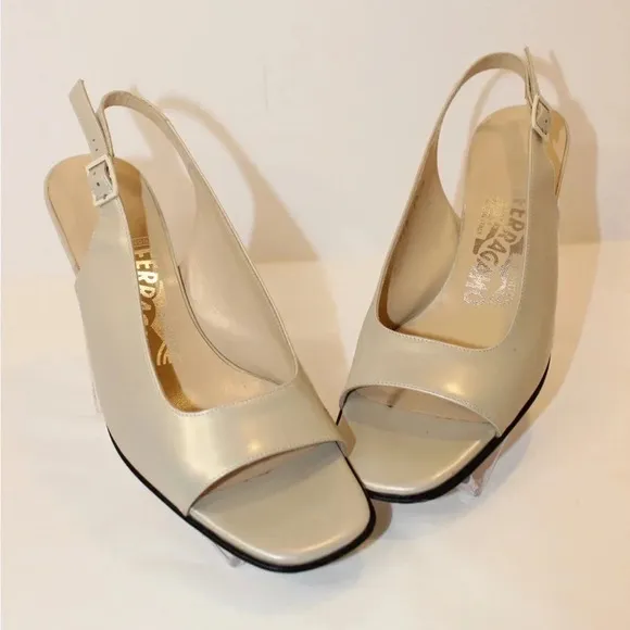 Women’s Salvatore Ferragamo Square Toe Sling Back Sandal Kitten Heels 5 1/2