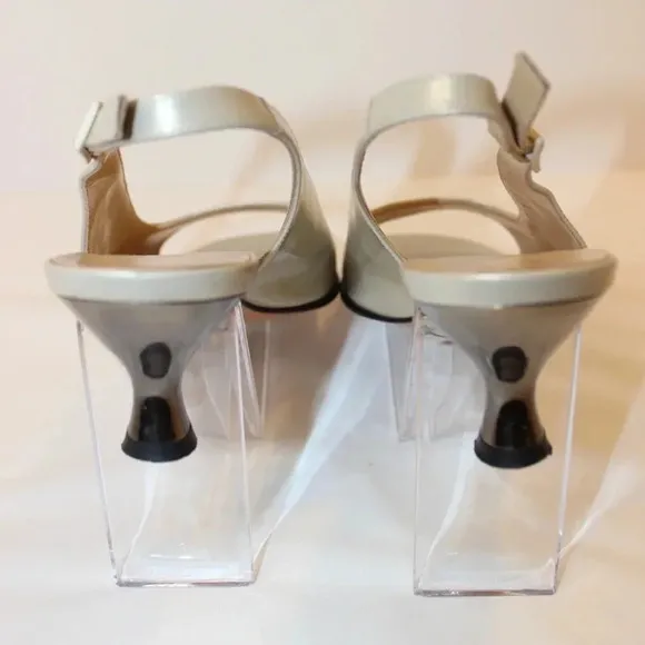 Women’s Salvatore Ferragamo Square Toe Sling Back Sandal Kitten Heels 5 1/2