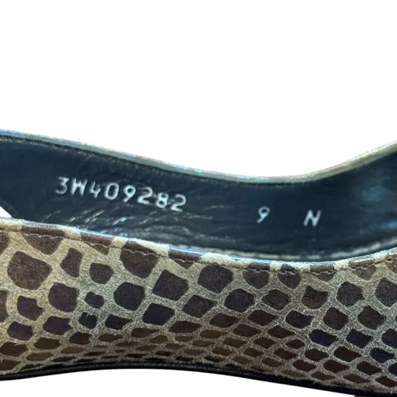 Womens, Stuart Weitzman Slingback Heel.  Color: Tan/Brown Faux Skin, Size: 9N