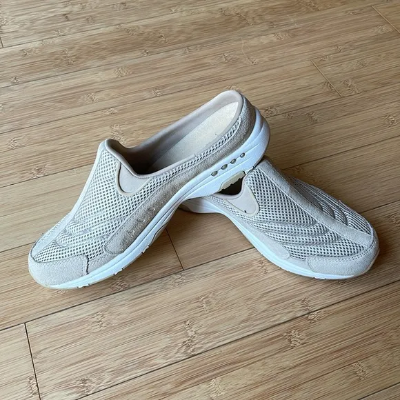 Women's Traveltime Round Toe Casual Slip-on Mules NWOT