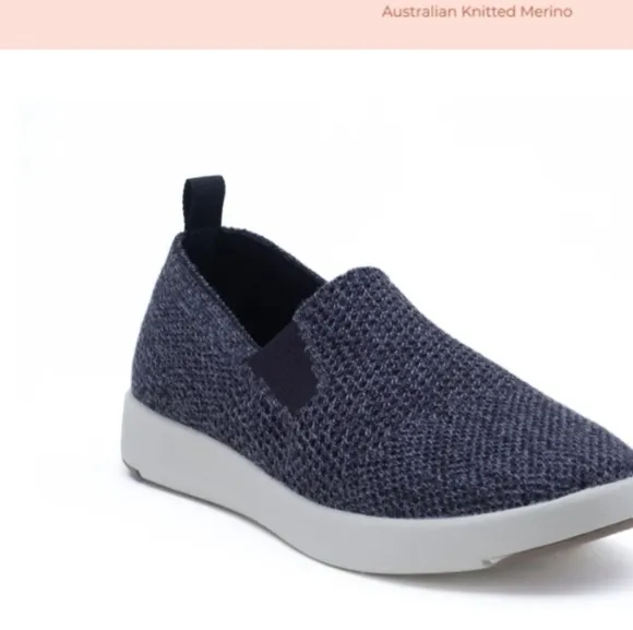 Woolloomooloo Suffolk Merino Wool Slip-On