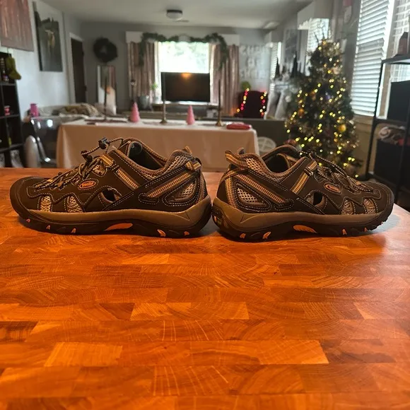 World Wide Sportsman Men’s Fishing &amp; Water Shoes - Size 11, New