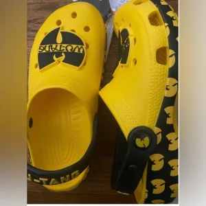 WuTang Clogs J3 Kids Yellow Clogs-NWT-RARE