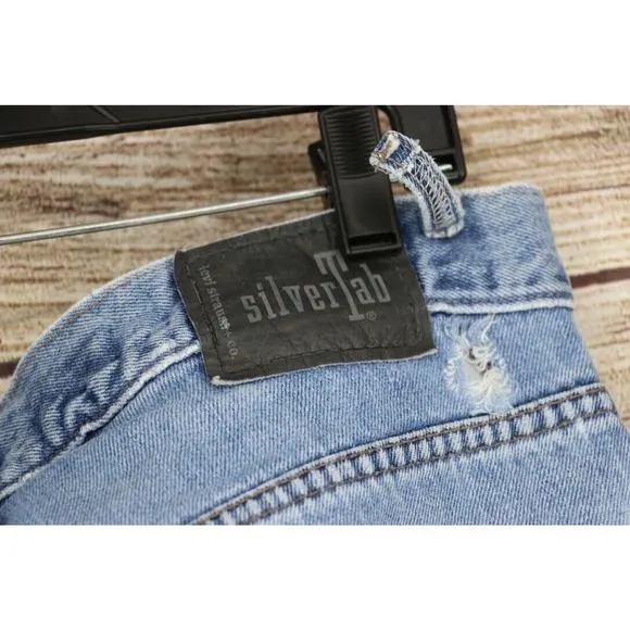 Y2K VINTAGE SilverTab Levis Baggy Wide Leg Mens Tag Size 34x36 Medium Wash Jeans