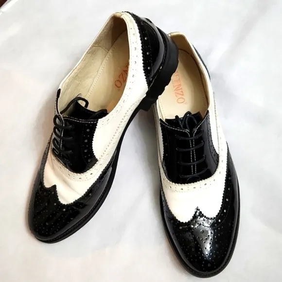 Yinzo Patent Leather Black and White Wingtip Oxfords (w size 41)