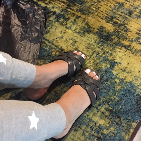 Ysl tribute flat mules