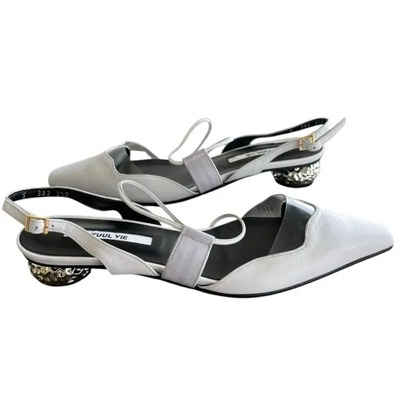 Yuul Yie Leather Printed Slingback White Heels Women's Size: 8 | IT 38‎