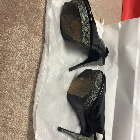 YVES SAINT LAURENT Patent Leather Slingback Pumps Size: IT 39
