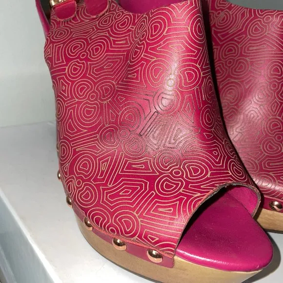 Zandra Rhodes Leather Wooden Stud Wedge Heels