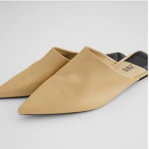 ZARA LOW HEELED POINTED TOE 100% LEATHER MULES