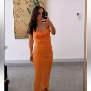 Zara midi dress fitted slip fit orange summer
