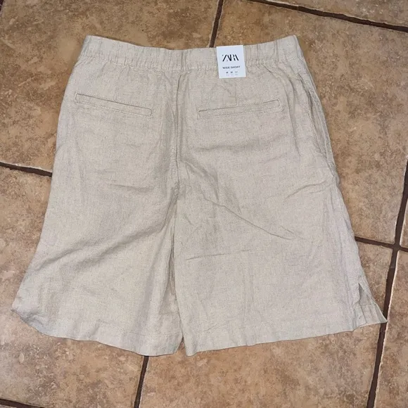 Zara | NWT! Men’s Linen Wide Short Fit Shorts Size: Medium