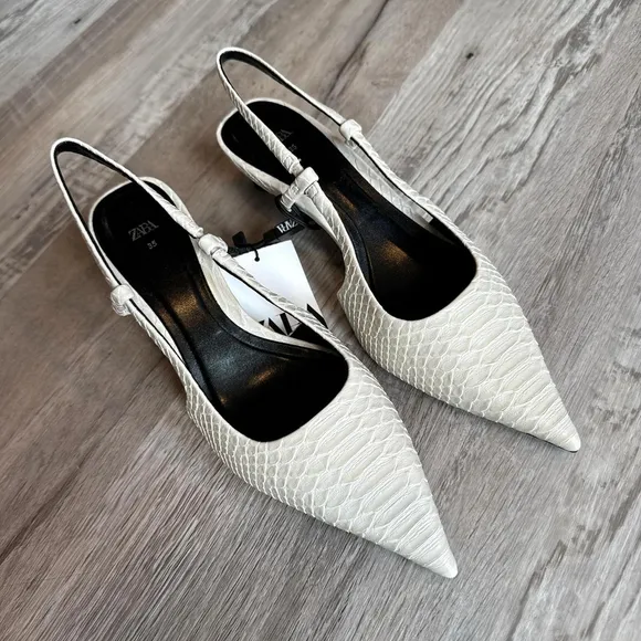 ZARA WHITE LEATHER KITTEN HEELS. Brand new with tag.