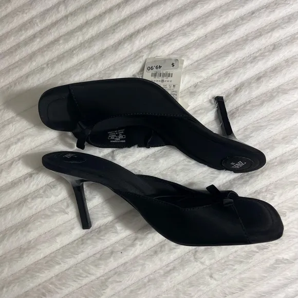 ☆Zara Women’s Black Bow Kitten Heels☆