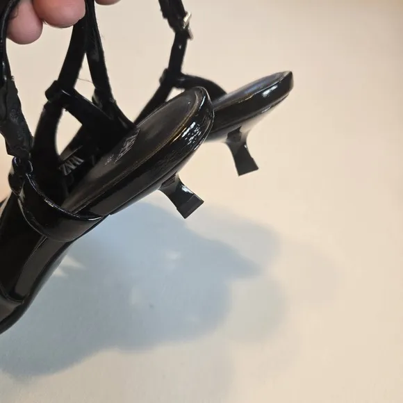 Zara Women's Slingback Patent Leather  Kitten Heels Size 38
