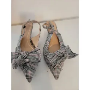 Zara Women's White &amp; Black Houndstooth Trafaluc Slingback Heels Size 36