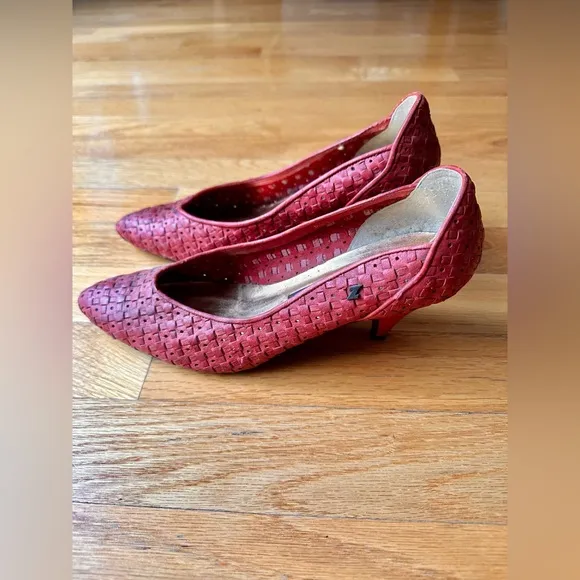 Zoe Kitten Heels